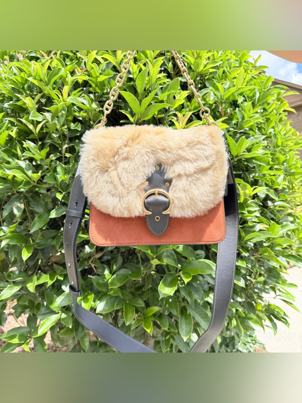 NWT Coach Beat Shoulder Bag in Glovetanned Leather with Shearling C5267 - Picture 2 of 11